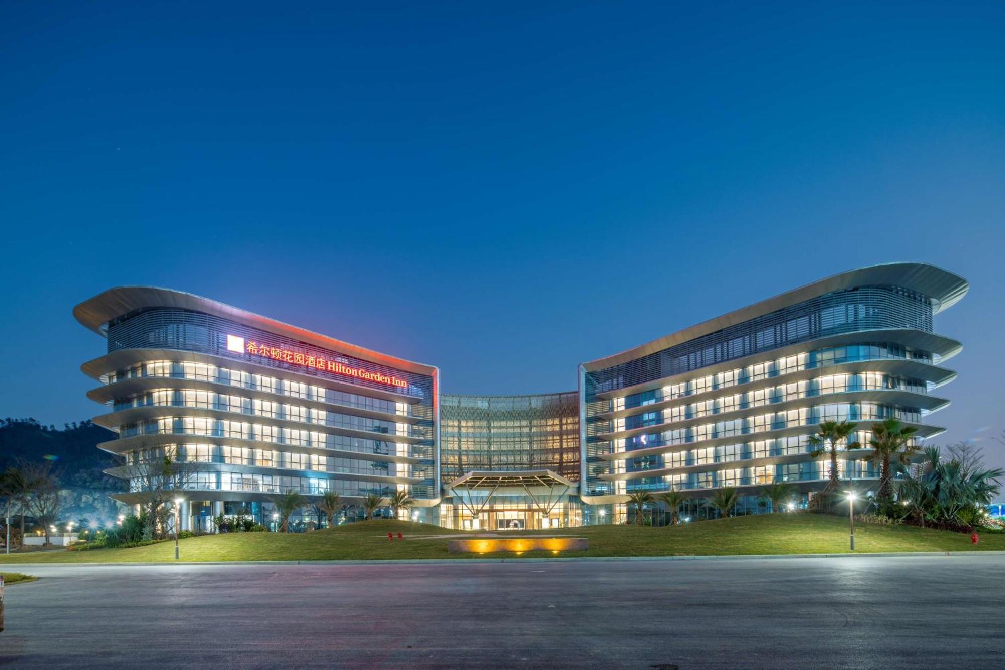 Hilton Garden Inn Zhuhai Hengqin Sumlodol Park Extérieur photo
